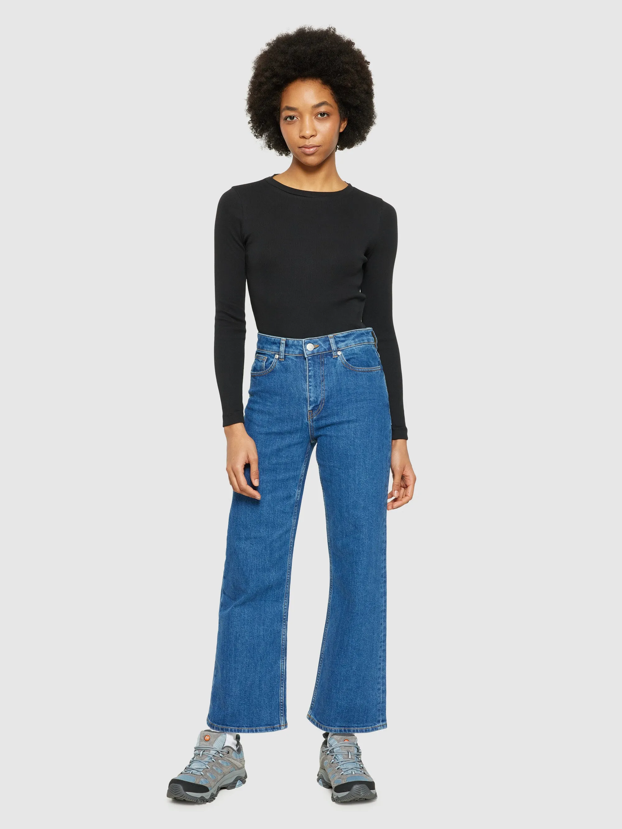 Rib Scoop neck long sleeved - Black Jet Knowledge Cotton